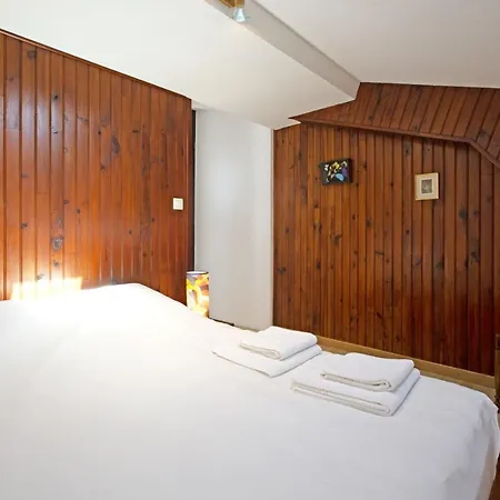 Chambres D'hotes Kurutcheta Bed & Breakfast Villefranque (Pyrenees-Atlantiques)